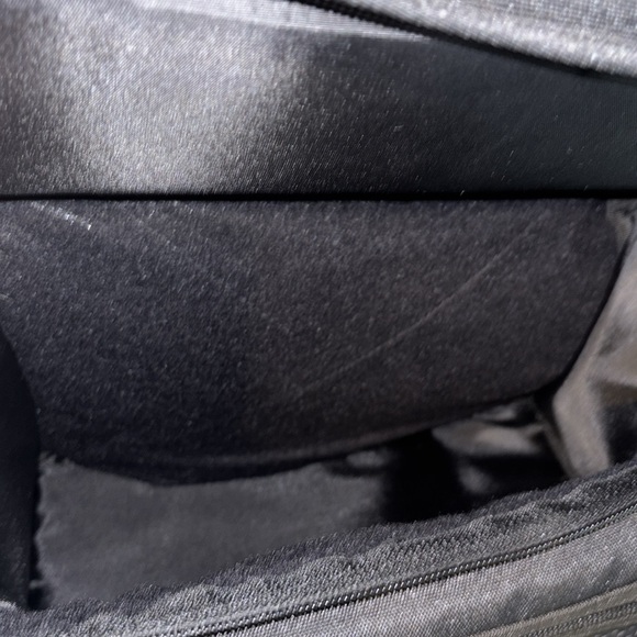 Click Camera hiking backpack. Like new condition - Picture 8 of 9